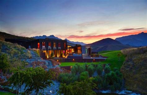 Incredible Luxury Home In Queenstown, New Zealand | Complex