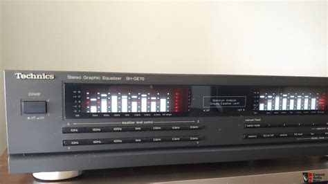 Technics SH-GE70 Graphic Equalizer with Dual Spectrm Analyzer Display ...