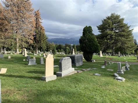 Photos: Tour the Salt Lake City Cemetery - The Globe