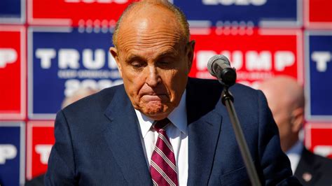 Trump lawyer Rudy Giuliani seeks to block feds from search warrant items