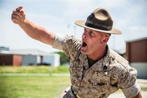 Us Marine Corps Usmc Drill Instructor Di Usmc Staff Sergeant Ssgt | The ...