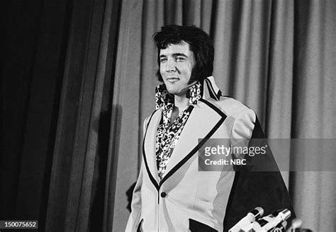 107 Elvis Presley Sideburns Stock Photos, High-Res Pictures, and Images ...