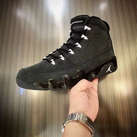 A New Air Jordan 9 Retro for September - WearTesters