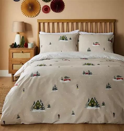 Dunelm's 'easy to wash' £10 reversible duvet set hailed 'perfect for ...