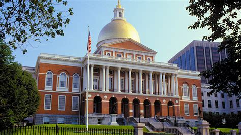 Massachusetts State House, Boston Vacation Rentals: condo and apartment ...