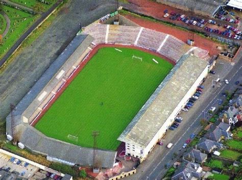 East End Park, Dunfermline Athletic in the 1980s. | Dunfermline athletic, Football stadiums ...