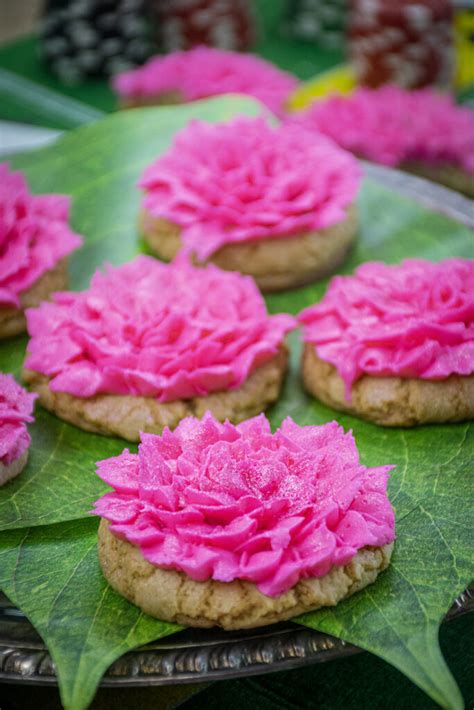 Lotus Flower Cookies from Percy Jackson - The Starving Chef