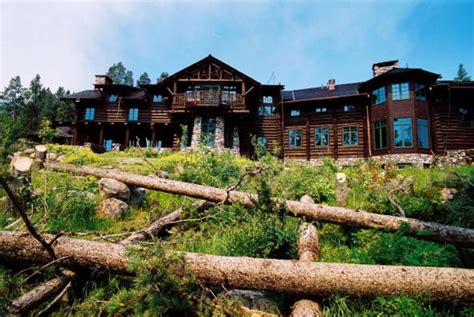 Wyoming Resort Named One of the Top 30 Hotels in the World