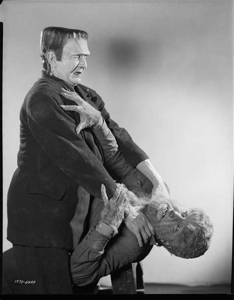 FRANKENSTEIN MEETS THE WOLF MAN (1943) : Hollywood Metal