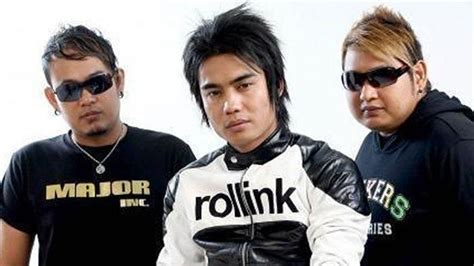 Lirik Lagu dan Kunci Gitar ST 12 - Aku Masih Sayang (Chord Asli ...