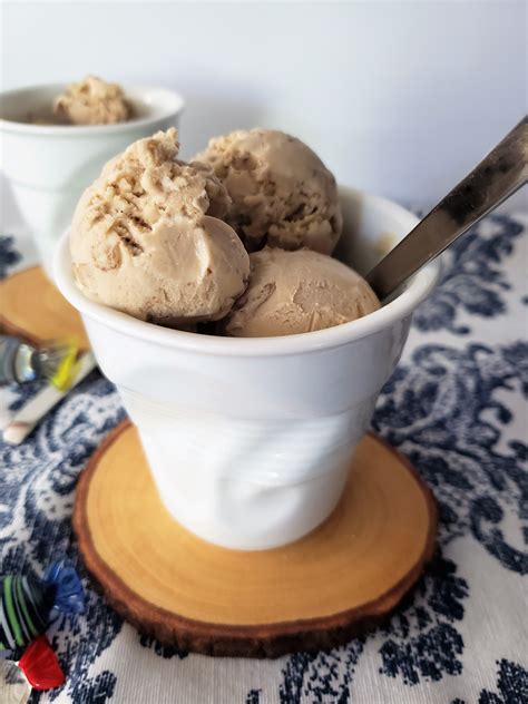 Helado de nuez/ Pecan ice cream – Jengibre y Canela