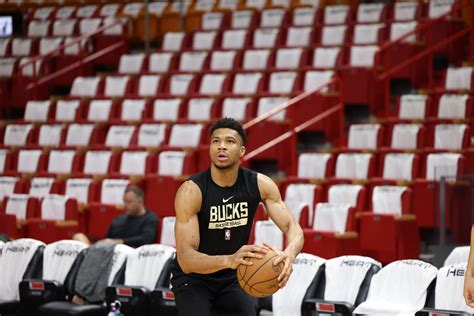 In Photos: Bucks Shootaround Ahead Of Game 4 Photo Gallery | NBA.com