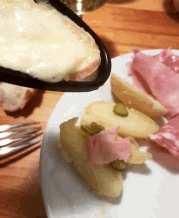 Raclette Fromage GIF - Raclette Fromage Cheese - Discover & Share GIFs
