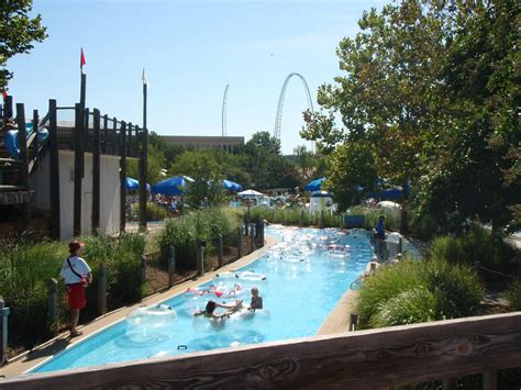 Wet 'n Wild Emerald Pointe - A Guide for Parents in the Triangle Region ...