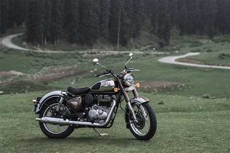 The All New Royal Enfield Classic 350 - A Legend Reborn | Superbike News - Our Archive ...