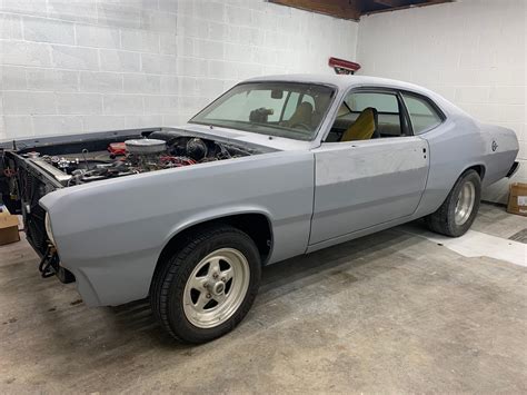 Alexander's 1975 Plymouth Duster - Holley My Garage