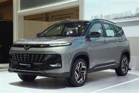 Perdana Eksterior & Interior Wuling New Almaz RS di GIIAS 2023