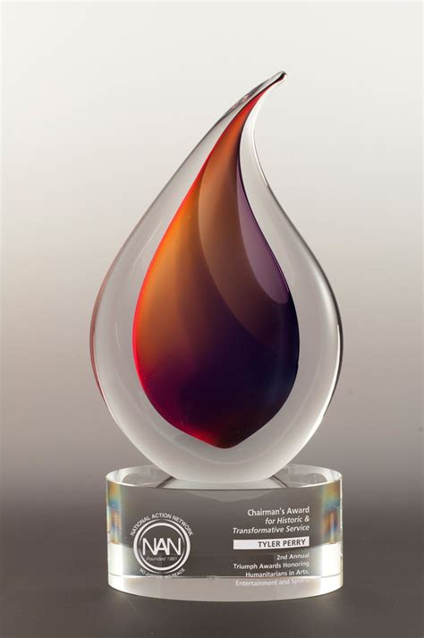 GS83 Flare Art Glass Award Glass Awards | Glass awards, Glass art, Trophy design