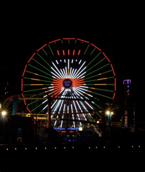 Holiday Ferris Wheel Lighting at Santa Monica Pier | Visit Santa Monica