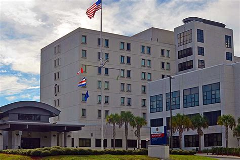 Woman Sues Naval Hospital Jacksonville over Needle Left in Spine | Military.com