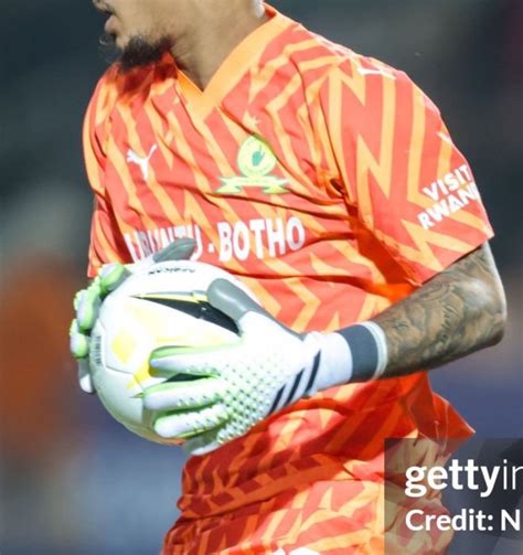 Mamelodi Sundowns 2023-24 GK 2 Kit