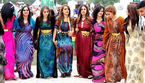 dance steps: Kurdish Dance History ,state,music,images : dance steps ...