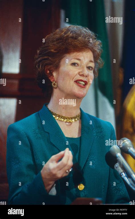 Irish president mary robinson hi-res stock photography and images - Alamy