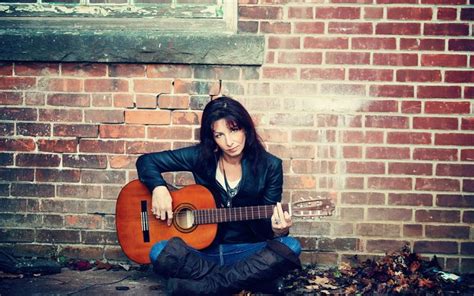 Girl With Guitar Hd Wallpapers http://www.nicewallpapers.in/wallpaper/girl-with-guitar-hd ...