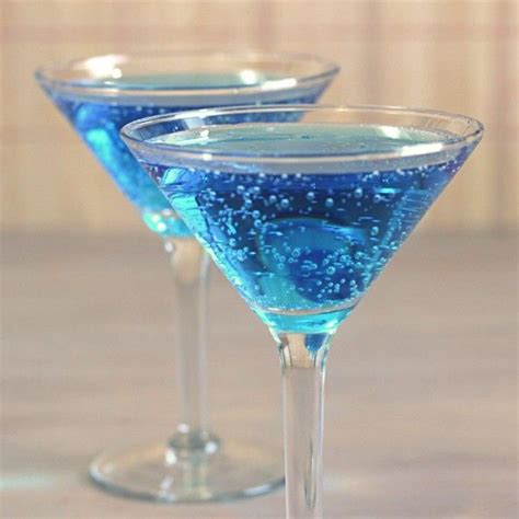 28 Mocktails and non-alcoholic drinks to love - Mix That Drink | Blue ...