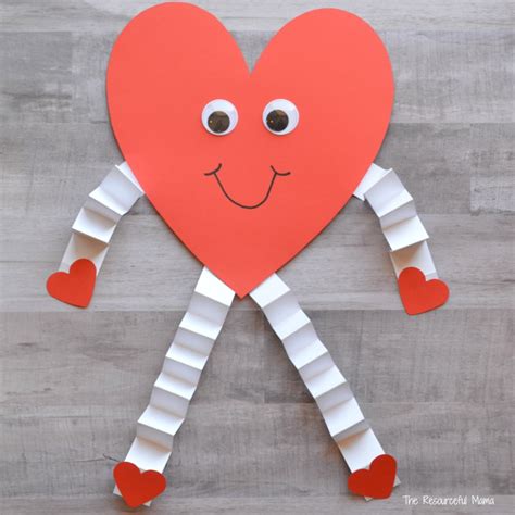 30 Lovable Heart Activities For Preschoolers - Teaching Expertise