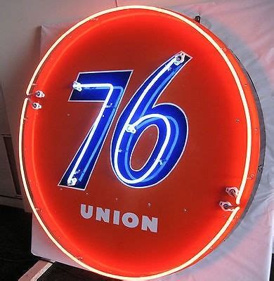 Union 76 Neon Round Porcelain Sign