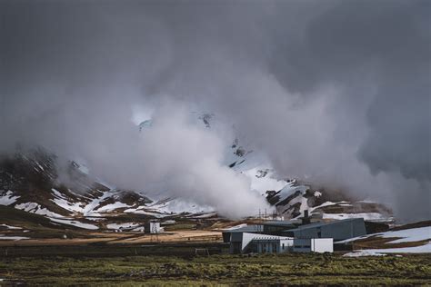 HELLISHEIÐI GEOTHERMAL POWER STATION – Iceland on Behance