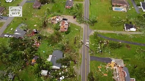 Possible tornado causes significant damage in Ohio town, displacing several hundred people ...