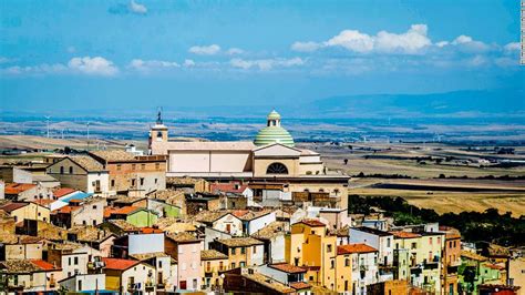 Italian town of Biccari in Puglia sells ready-to-occupy homes at ...