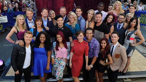 Addicted to Television: New cast, new format on DWTS