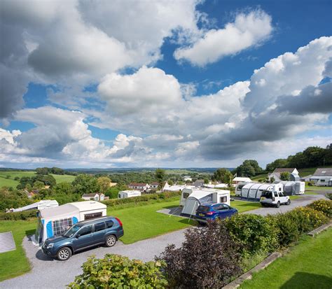 South Wales Touring Park, Llangennech, Llanelli, Carmarthenshire | Campsite, Holiday cottage ...