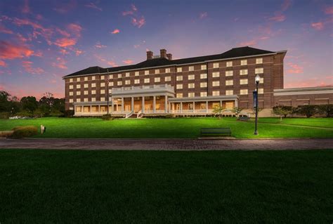 Hilton Garden Inn Suffolk Riverfront Suffolk, Virginia, US - Reservations.com