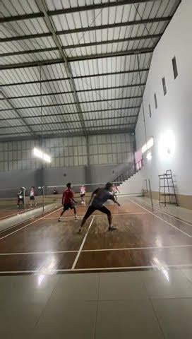 Badminton Fikri-Riski vs Umam-Rizal short - YouTube