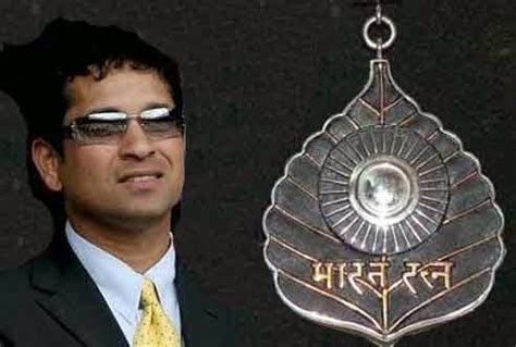 zindagi365.com: Sachin Tendulkar | Bharat Ratna | Award | Latest News | God | Cricket