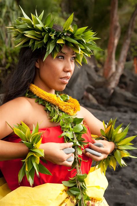 Woman Wearing Traditional Ancient Hula Clothing In Pose Big Island ...