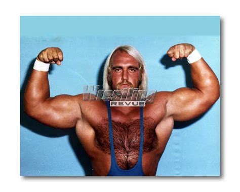 Hulk Hogan very early in career flexing pose | Wrestling | Pinterest ...