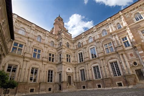 Musee Fondation Bemberg. Art museum in Toulouse Colmar, Languedoc, Wooden Doors, Great Photos ...