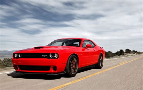 Dodge Challenger SRT Hellcat specs, 0-60, quarter mile, lap times - FastestLaps.com