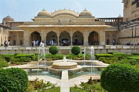 Rajasthan Palace - The Glorious Story of Historical Places In Rajasthan