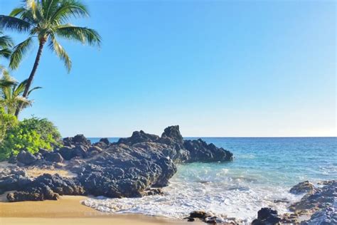 Makena Cove beach aka path to hidden Secret Cove in Maui (Paako Cove)🌴 Hawaii travel blog ...