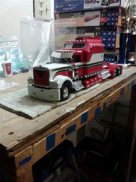 .is all but custom truck's & car's | Model truck kits, Kenworth trucks, Toy trucks