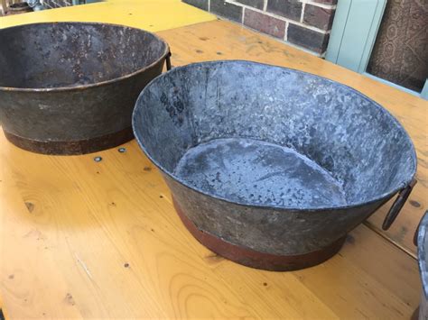 Reclaimed metal oval tub/medium garden planter - Vintage Pine Etc. Ltd