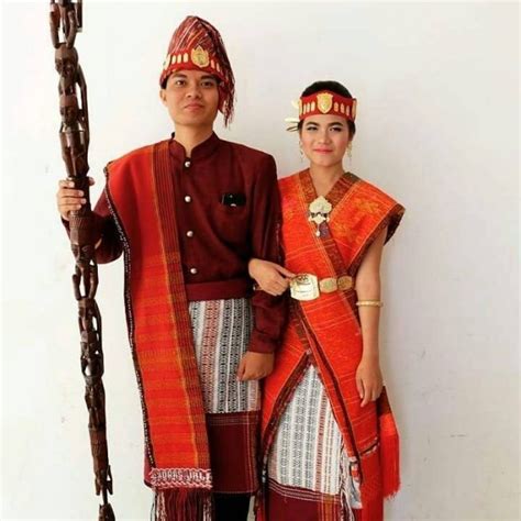 10++ Pakaian Adat Sumatera Utara - Ragam Baju Tradisional Suku Batak