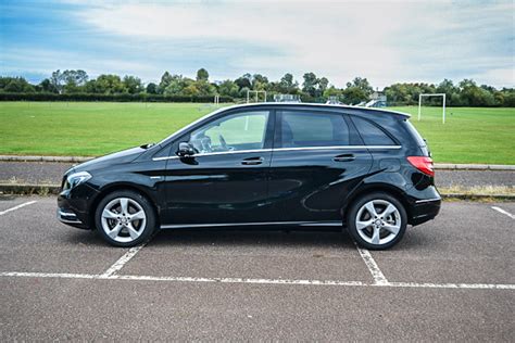 Mercedes-Benz B200 Sport UK Review | carwow