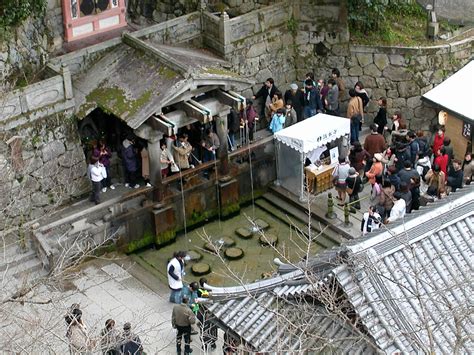 Kiyomizu-dera Temple - Kyoto Travel Tips - Japan Travel Guide ...